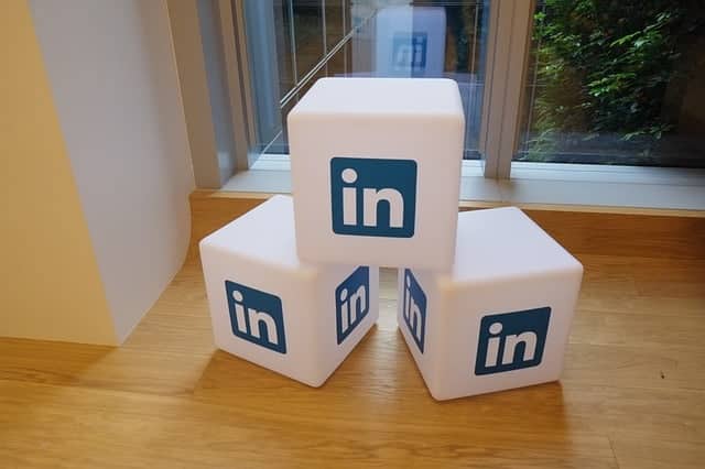 cubos linkedin